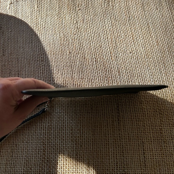 Kate Spade Black Leather Tinie Laurel Way Slim Profile Wristlet w/Outside Pocket - Picture 10 of 10